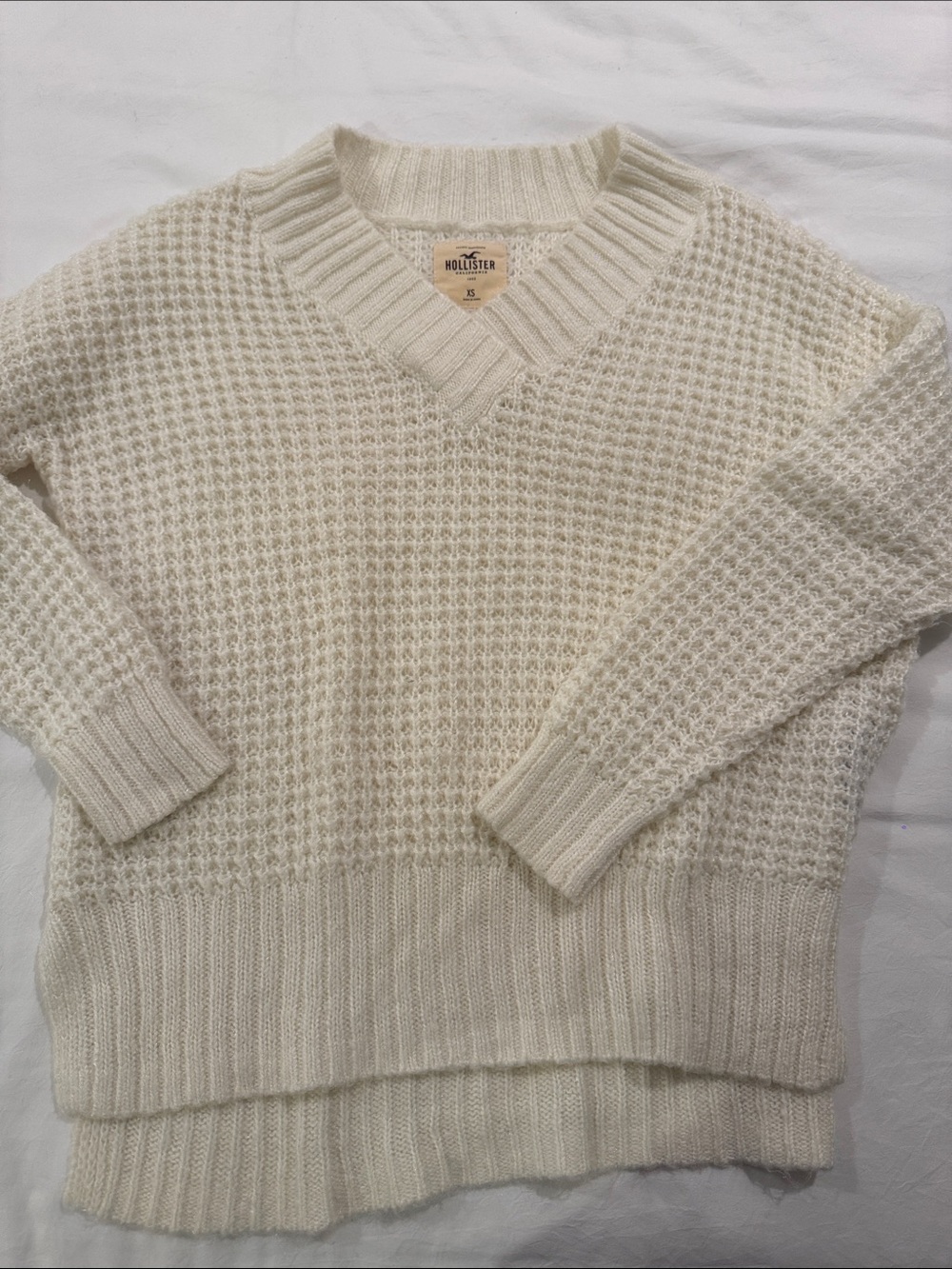 Hollister Off-White Waffle V-Neck Knit Sweater